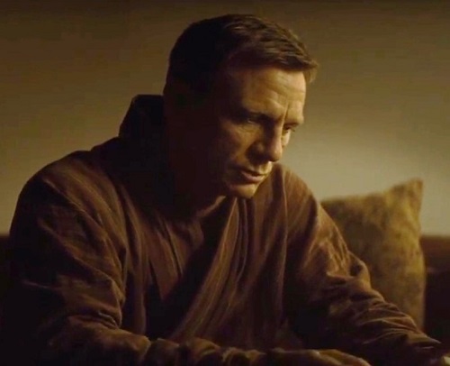 Daniel Craig James Bond SPECTRE Robe
