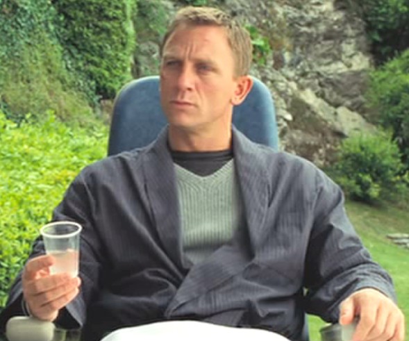 James Bond Dressing Gowns Part 1 - Iconic Alternatives