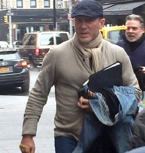 Daniel Craig Massimo Alba Cardigan