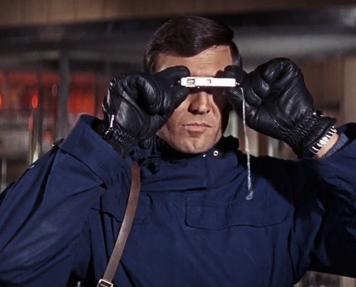 George Lazenby James Bond On Her Majesty's Secret Service blue anorak