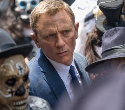 Daniel Craig James Bond SPECTRE Mexico City suit