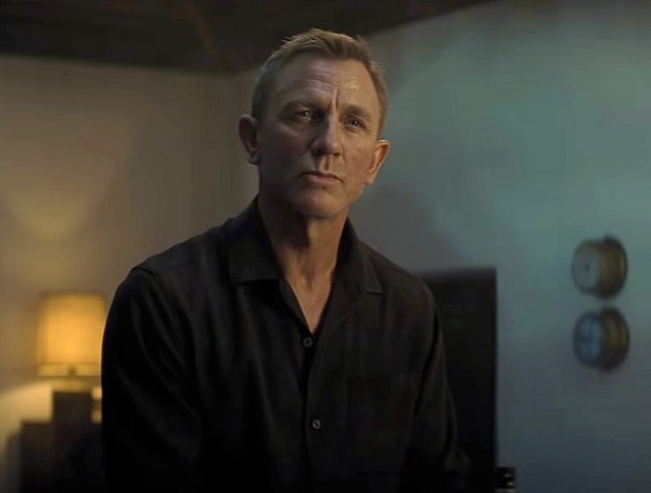 Daniel Craig James Bond No Time To Die Jamaica House 
