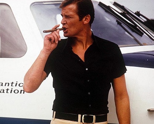 Roger Moore James Bond Live and Let Die