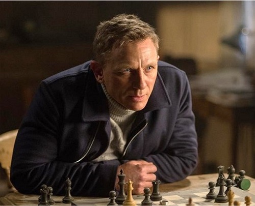 Daniel craig hotsell white jacket