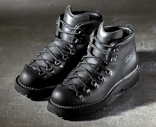 James Bond Danner Mountain Light II hiking boots