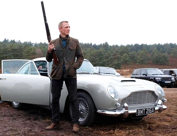 Daniel Craig James Bond Skyfall Scotland look