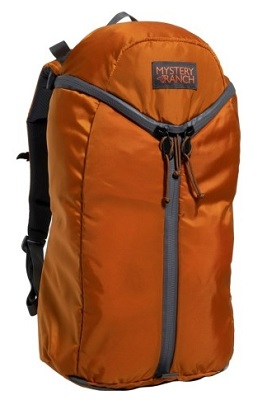 Daniel Craig orange backpack alternative